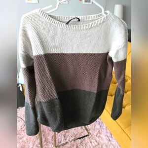Kuhl colorblock sweater. Small